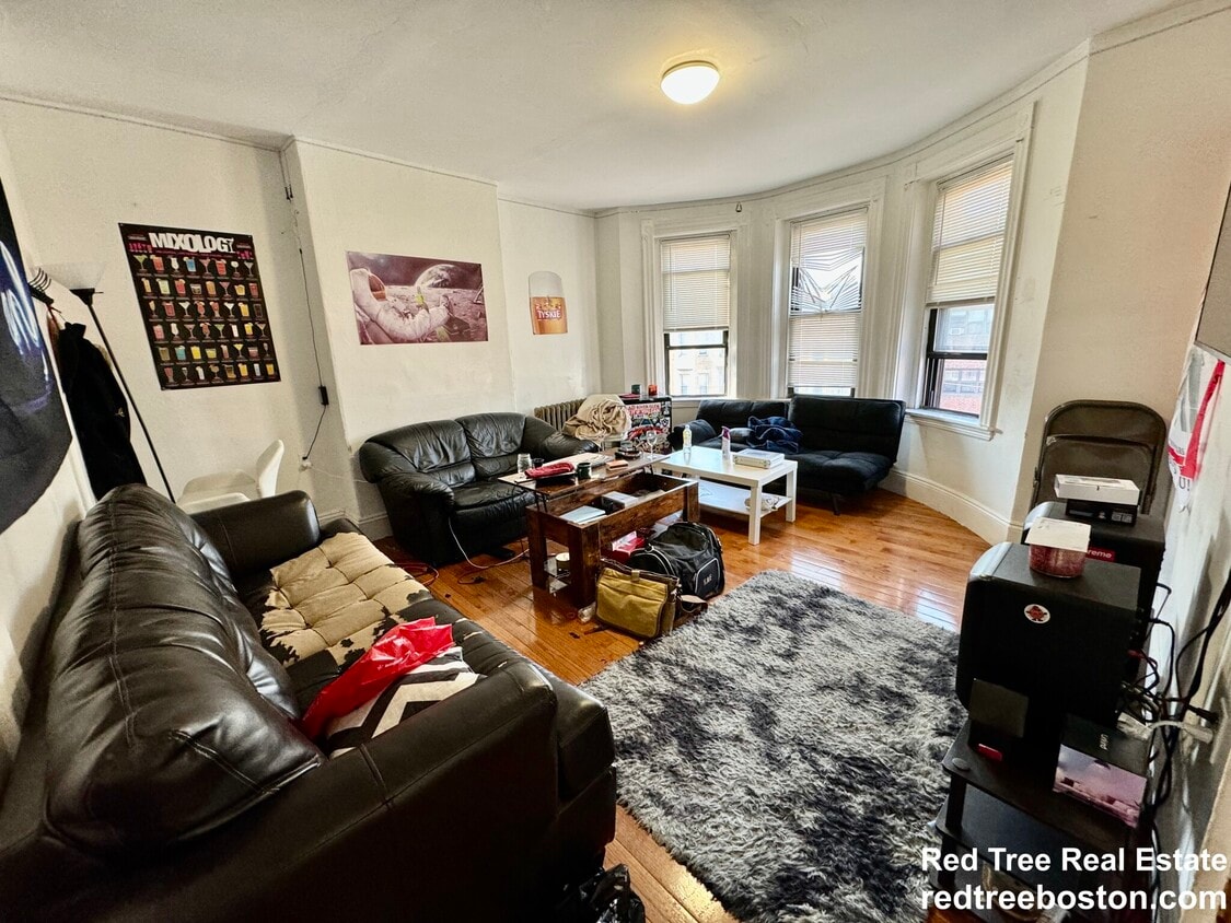 Photo - 872 Huntington Ave. Unit 3