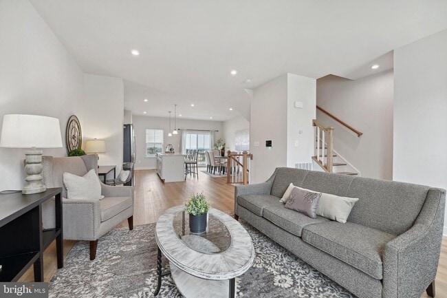 Foto del edificio - 46344 Mount Kellogg Ter