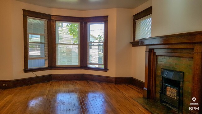 827 Chestnut St Erie Pa 16502 Townhouse For Rent In Erie Pa