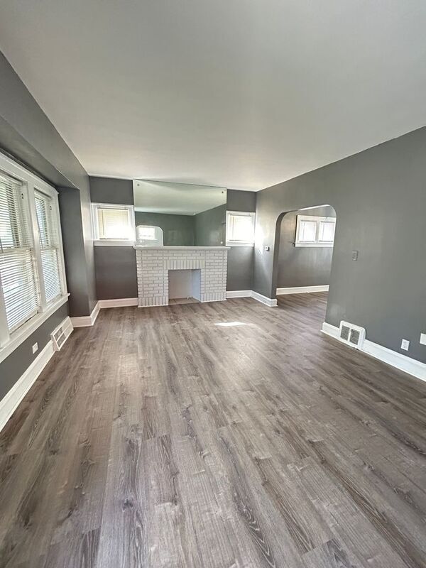 Foto del edificio - 3550 Pennington Rd