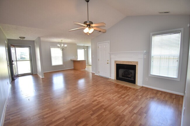 Building Photo - Coming Soon! 3 Bedroom and 2 Bath Home- Bonus Room (No Pets)