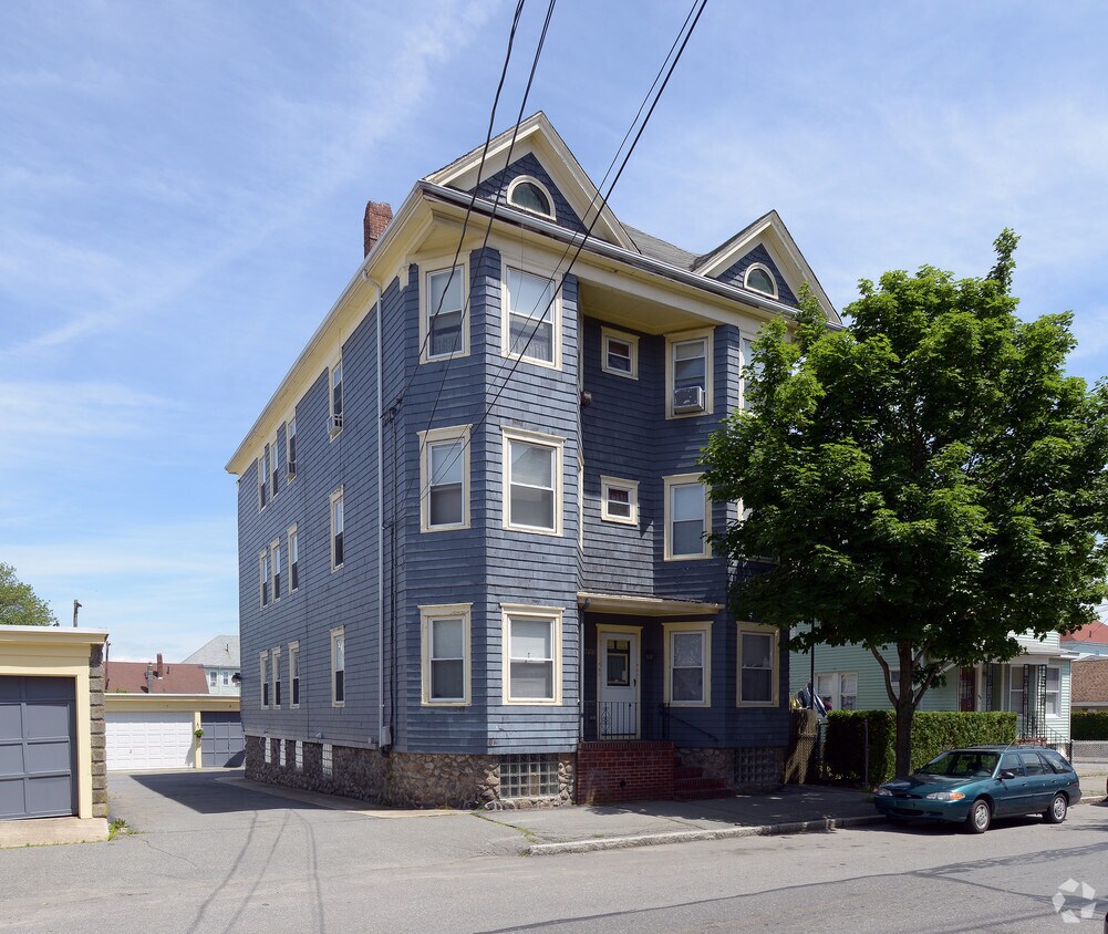 Primary Photo - 492 N Front St