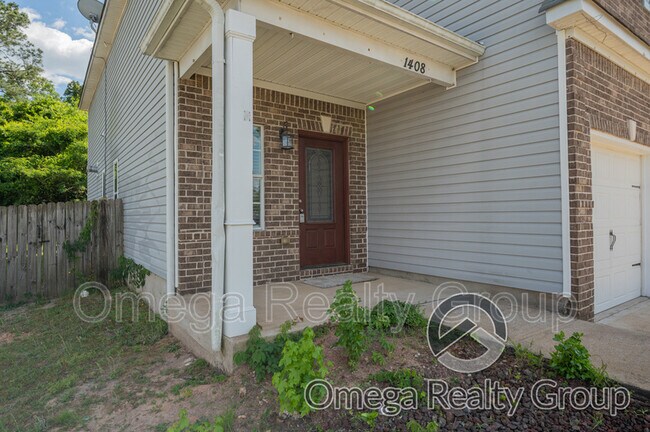 Building Photo - 1408 Adie St