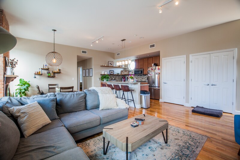 Foto principal - 719 E McMillan St