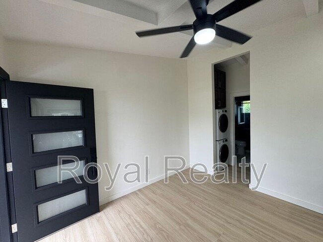 Foto del edificio - 47-230-230 Miomio Loop