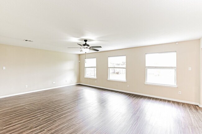 Building Photo - 4210 Thyme Cir