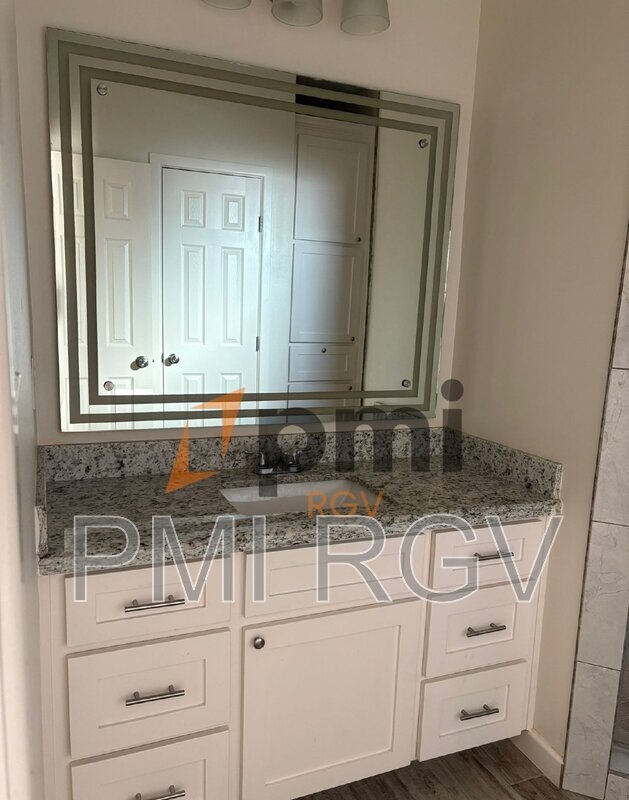 Foto del edificio - 1101 W Kohala Ave