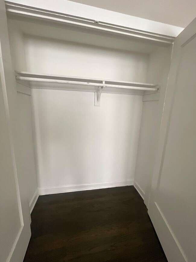 Foto del edificio - 1 bedroom in Chicago IL 60621