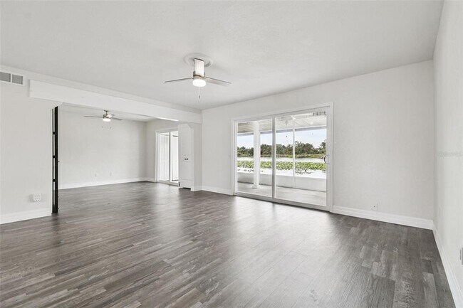 Building Photo - 4036 Cortez Dr