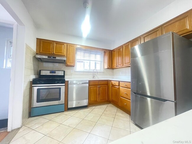 Building Photo - 4316 223rd Street Unit 2nd Floor