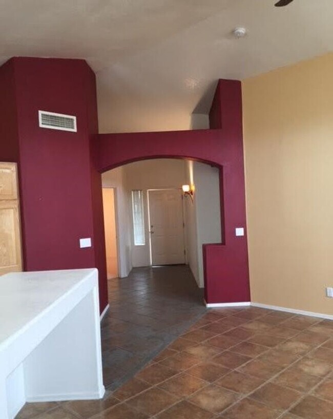 Foto del edificio - 7078 W Hunnington Dr