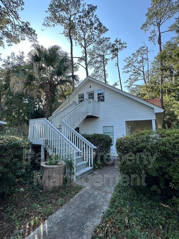 Primary Photo - 9160 Ferguson Ave