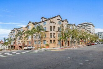 Building Photo - 2400 Fifth Ave