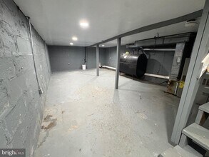 Building Photo - 2713 Hammonds Ferry Rd