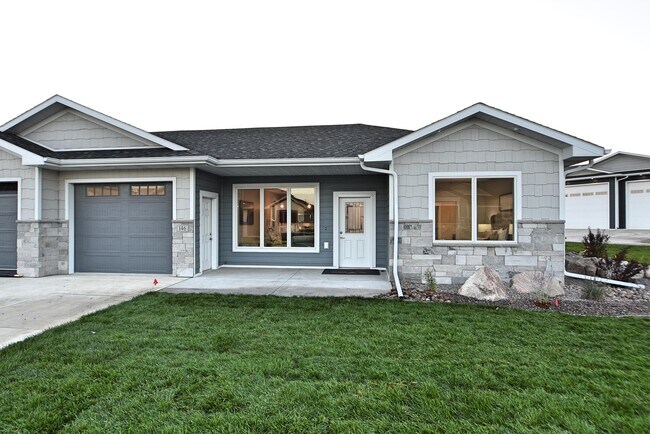 Foto del edificio - 6201 Tyler Pky