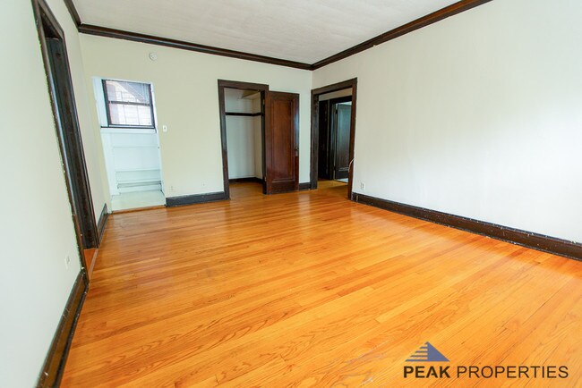 Foto del edificio - 4449-55 N. Leavitt St.
