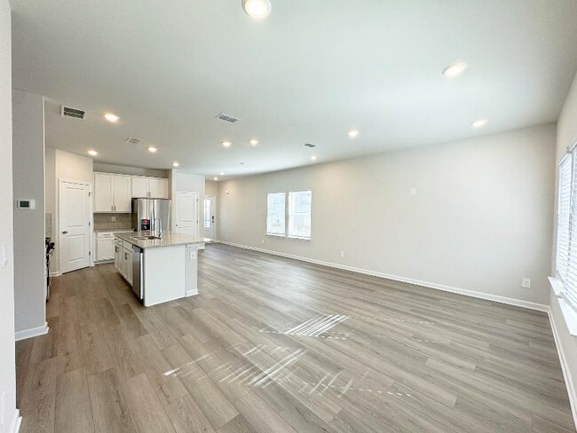 Photo - 4264 Holland Grv Rd Townhome