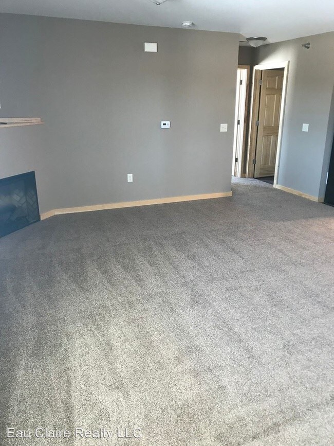 Building Photo - 1404 Coventry Ln