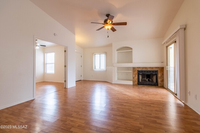Building Photo - 10151 E Desert Paradise Pl