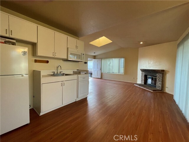 Foto del edificio - 5142 Dunbar Dr