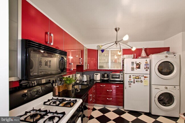 Foto del edificio - 4620 N Park Ave