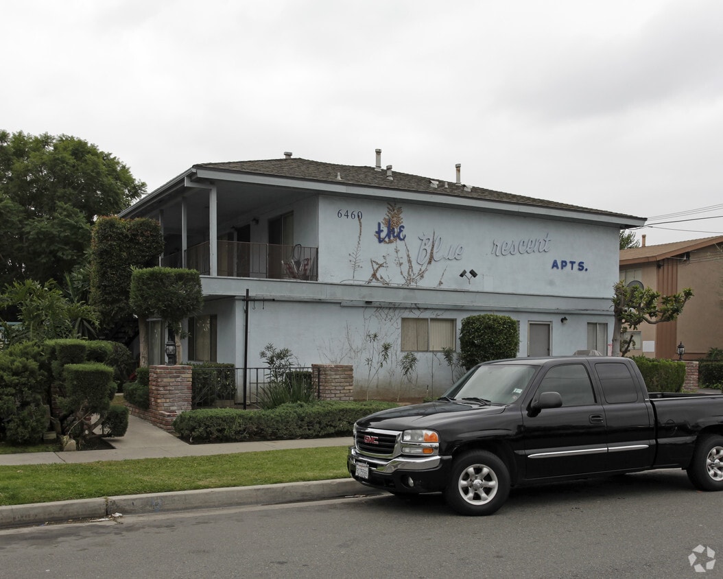 Primary Photo - 6460 Crescent Ave