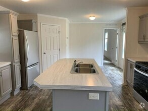 Building Photo - 206 Atlantic Ln