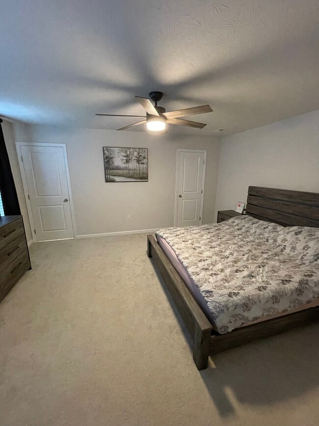 Foto del edificio - 1236 Sir Sidney Ct