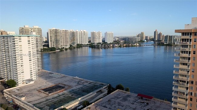 Foto del edificio - 250 174th St