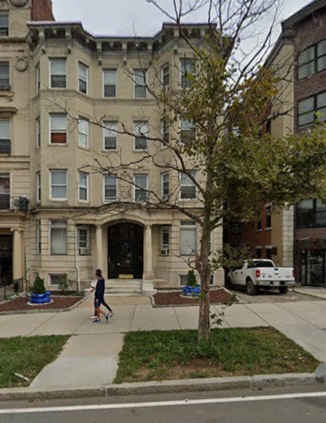 Foto del edificio - 17-463 Park Dr, #12