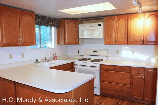Building Photo - 5 br, 3 bath House - 9254 S. Judd Ln