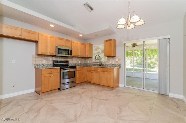 Foto del edificio - 2780 W Price Blvd