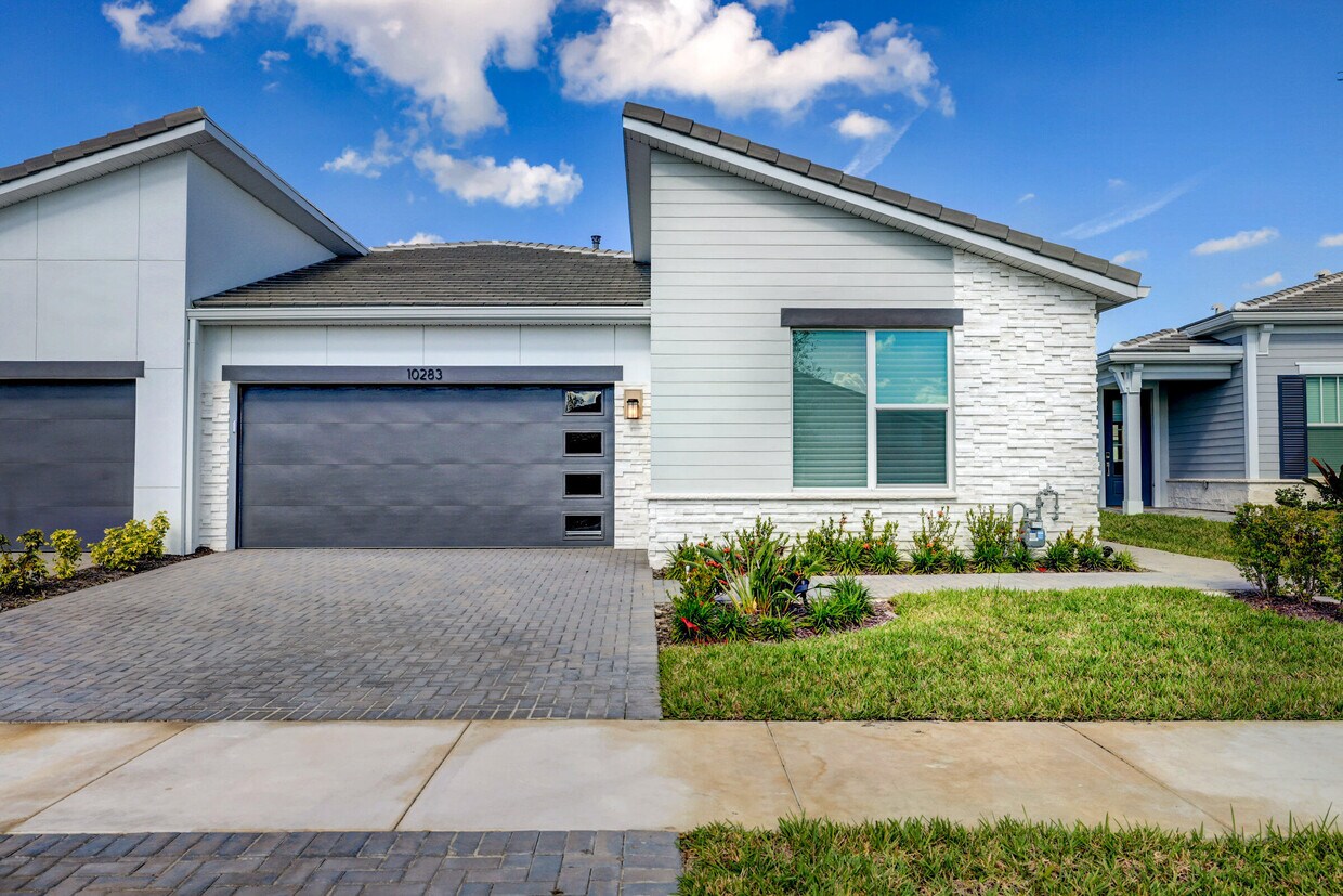 10654 SW Village Pkwy, Port Saint Lucie, FL 34987 House Rental in