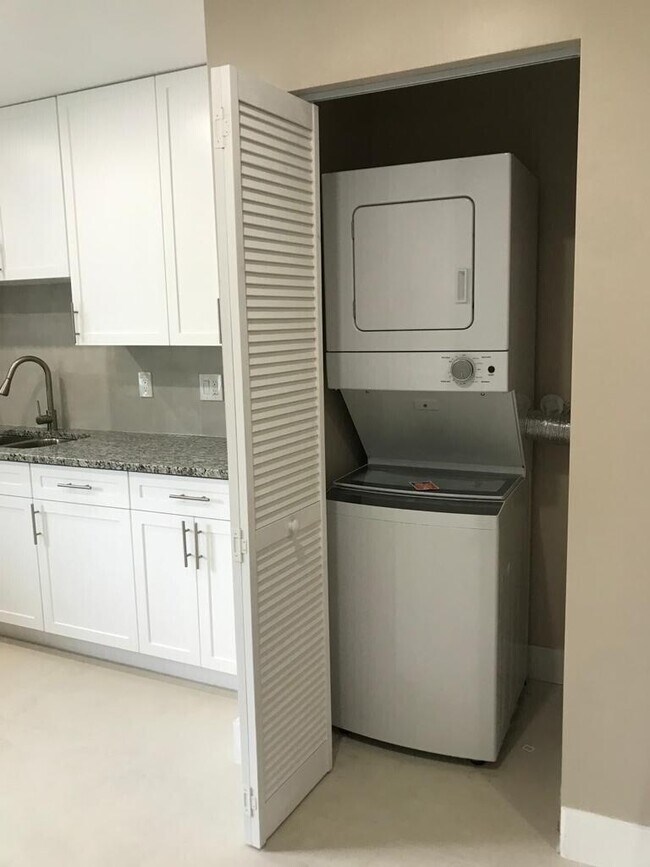 Foto del edificio - 17024 89th Pl N