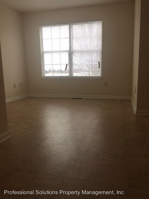 Building Photo - 3 br, 2.5 bath Apartment - 270 April Way