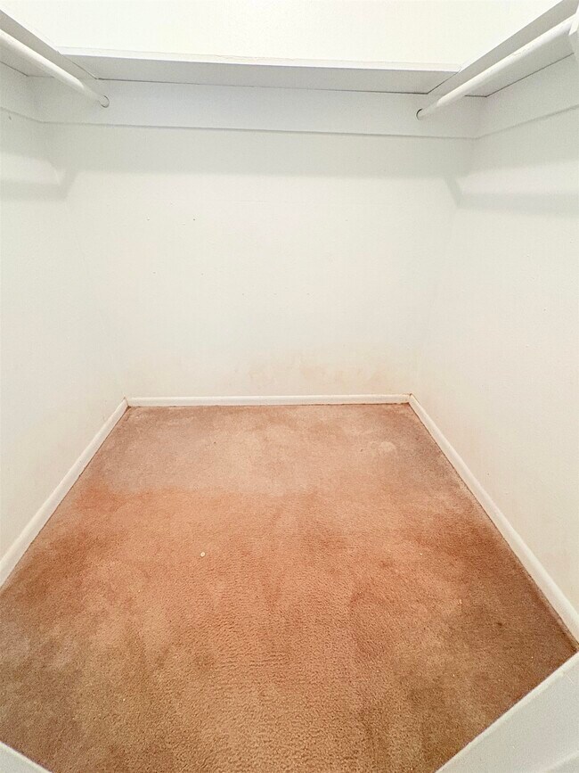 Foto del edificio - 2325 W Pensacola St