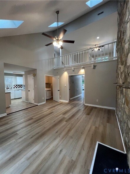 Foto del edificio - 1838 Ferncreek Pl