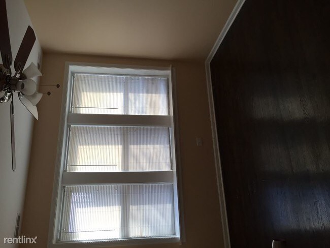 Foto del edificio - 5122 W Sunnyside Ave