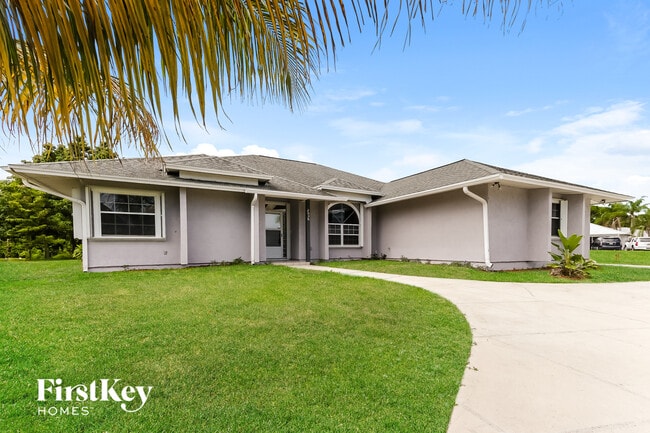 Foto del edificio - 2050 SE Elmhurst Rd