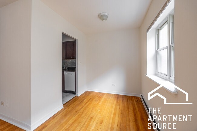 Foto del edificio - 6830 N Sheridan Rd