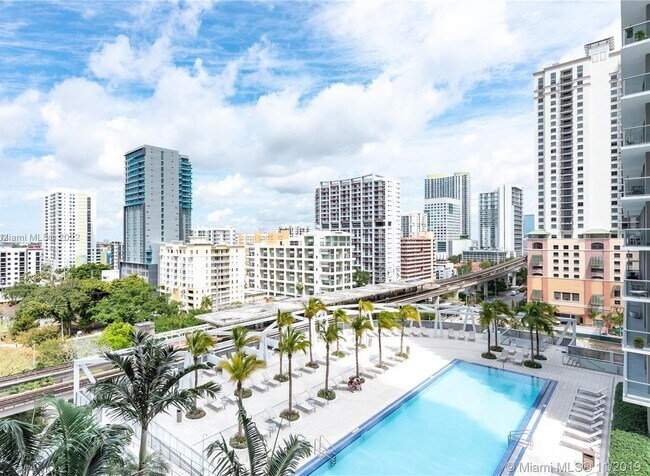 Foto del edificio - 1111 SW 1st Ave