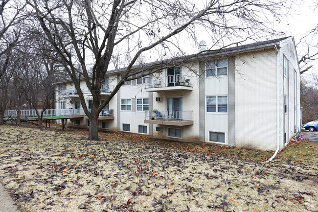 Building Photo - 3809 University Ave