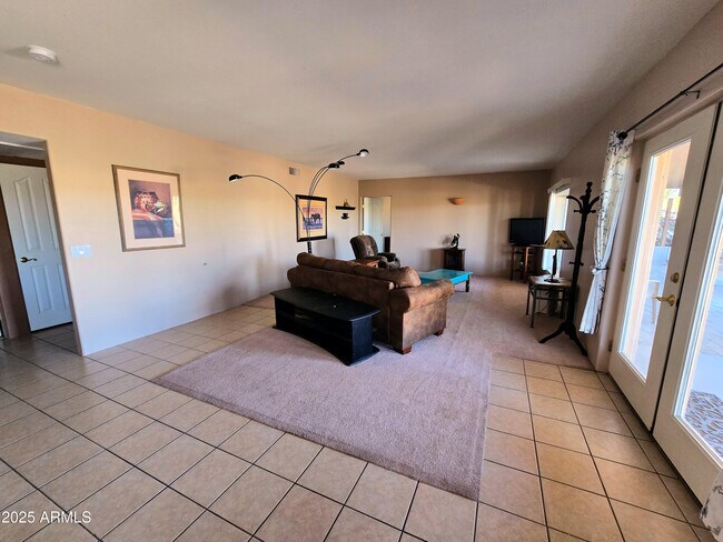 Foto del edificio - 1290 W Cherokee Ln
