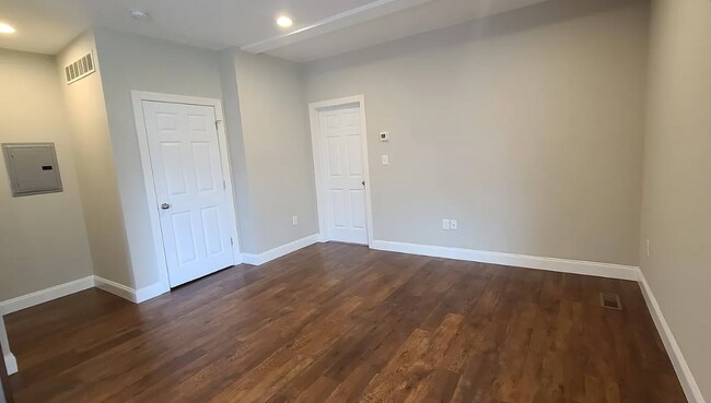 Building Photo - Perkasie