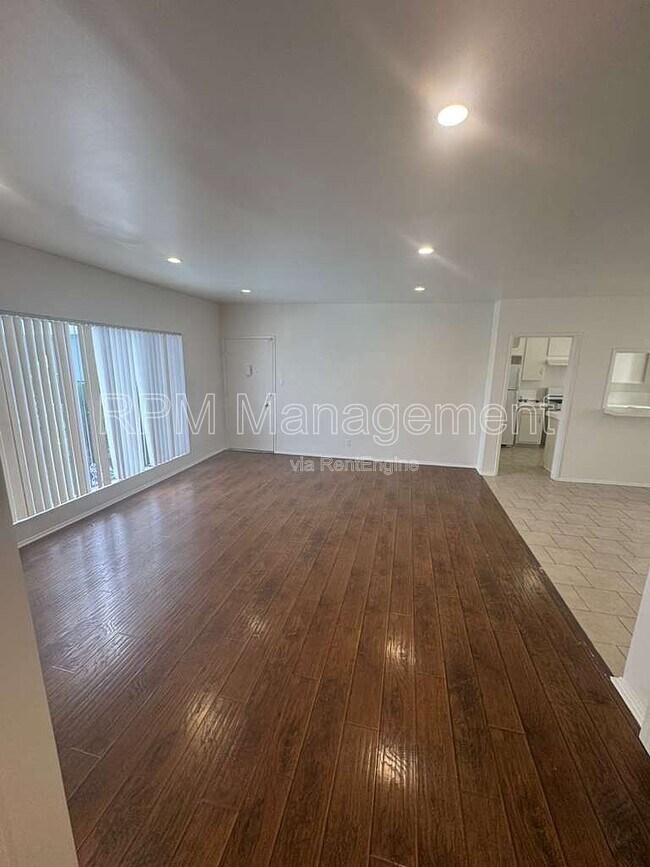 Foto del edificio - 11939 Albers St