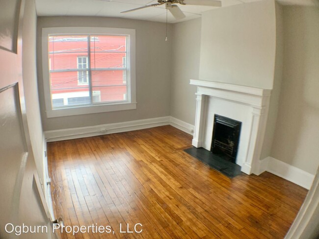 Building Photo - 815-843 Burke St