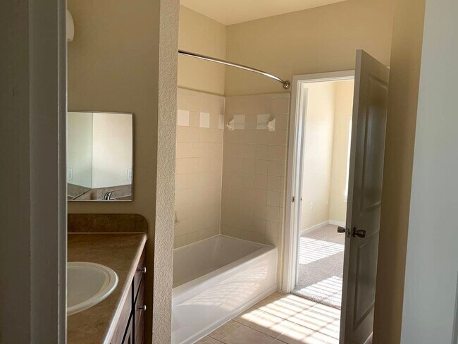 Bathroom 2 - 12927 Sugar Run Dr