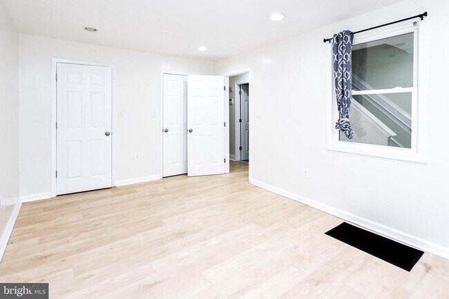 Building Photo - 2706 Berrywood Ln