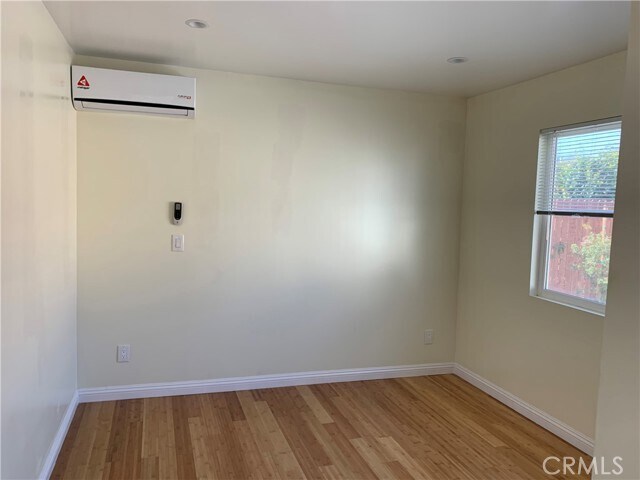 Foto del edificio - 5221 Camellia Ave