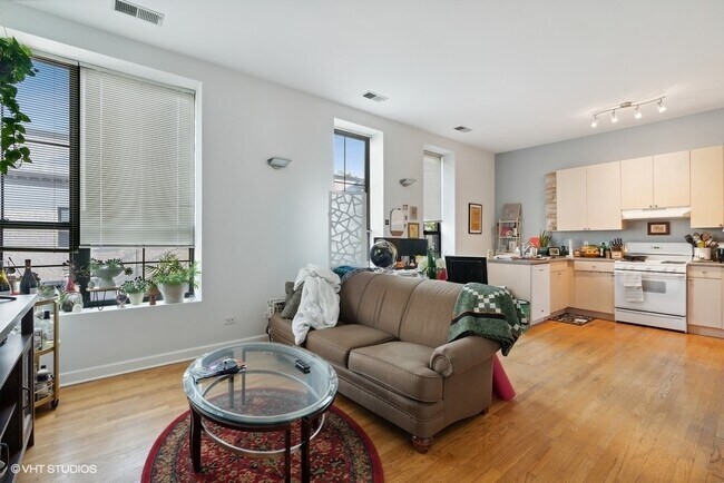 Foto del edificio - 1310 W 18th St
